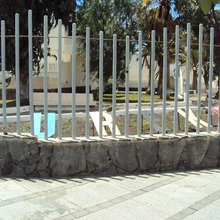 Tenerife South Apartment شقة طوستا ديل سيلونثيو